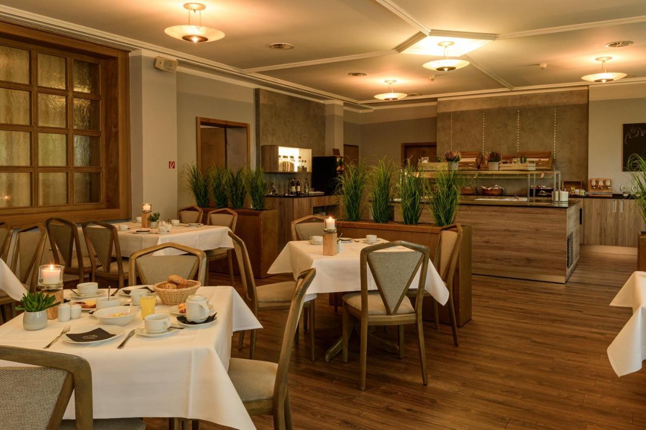 Waldhotel Berghof Луизенталь Экстерьер фото