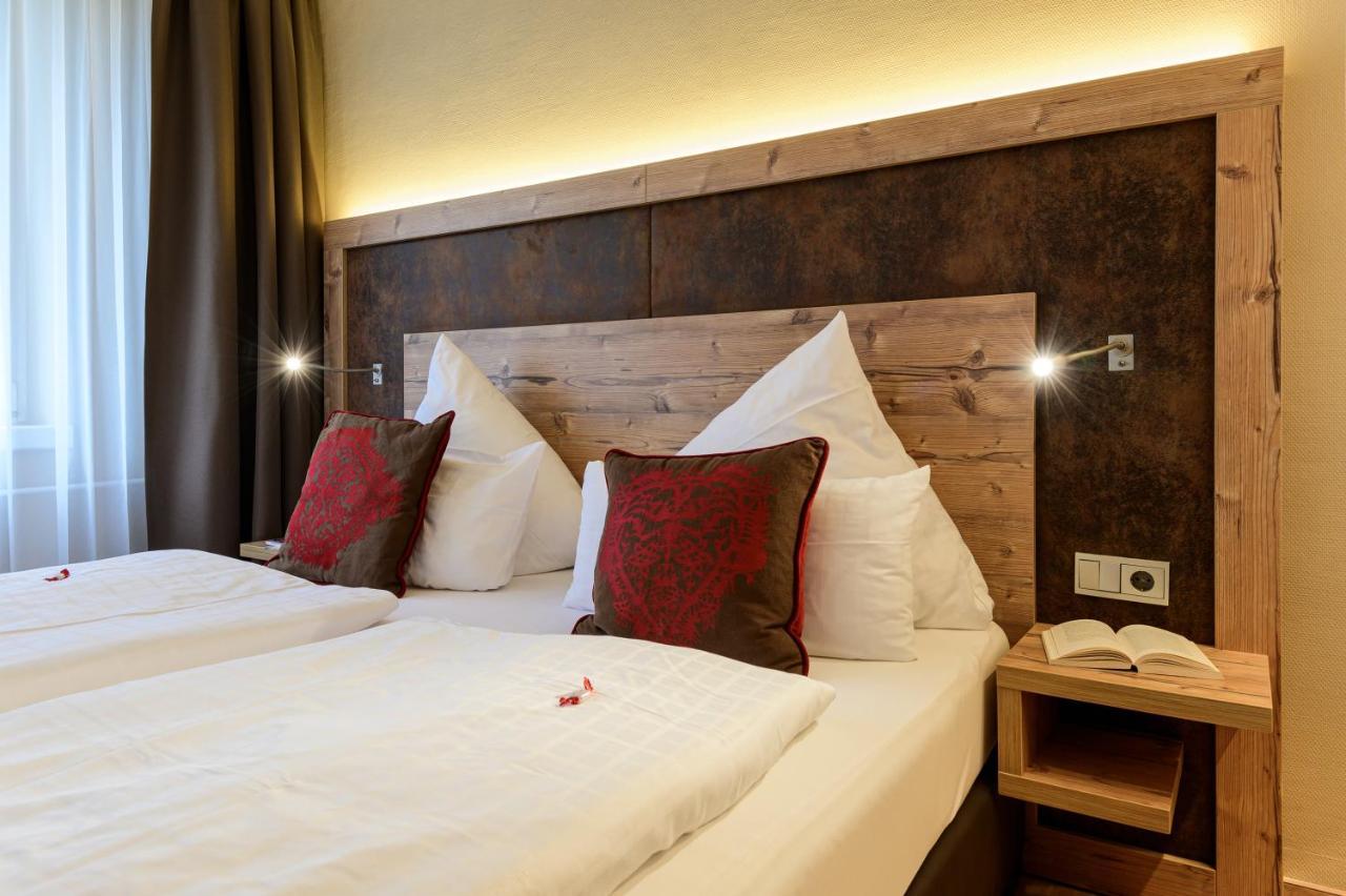 Waldhotel Berghof Луизенталь Экстерьер фото