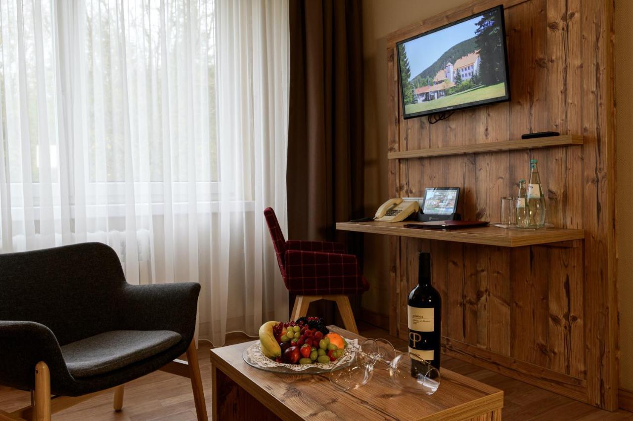 Waldhotel Berghof Луизенталь Экстерьер фото
