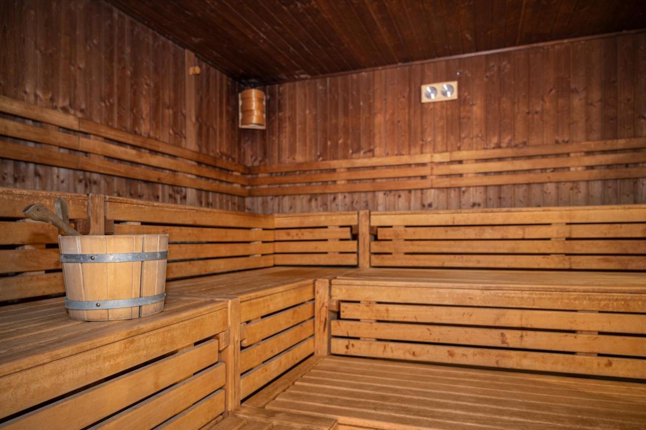 Waldhotel Berghof Луизенталь Экстерьер фото