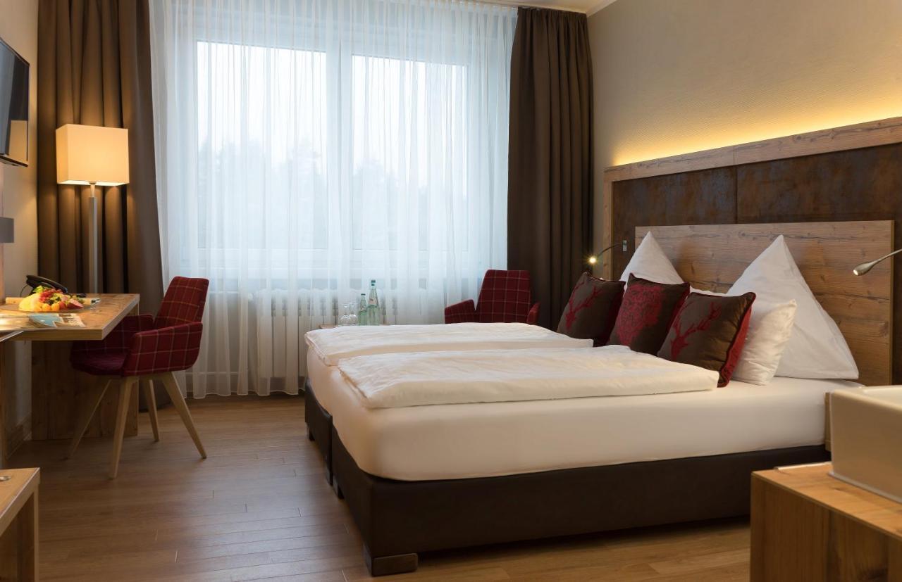 Waldhotel Berghof Луизенталь Экстерьер фото